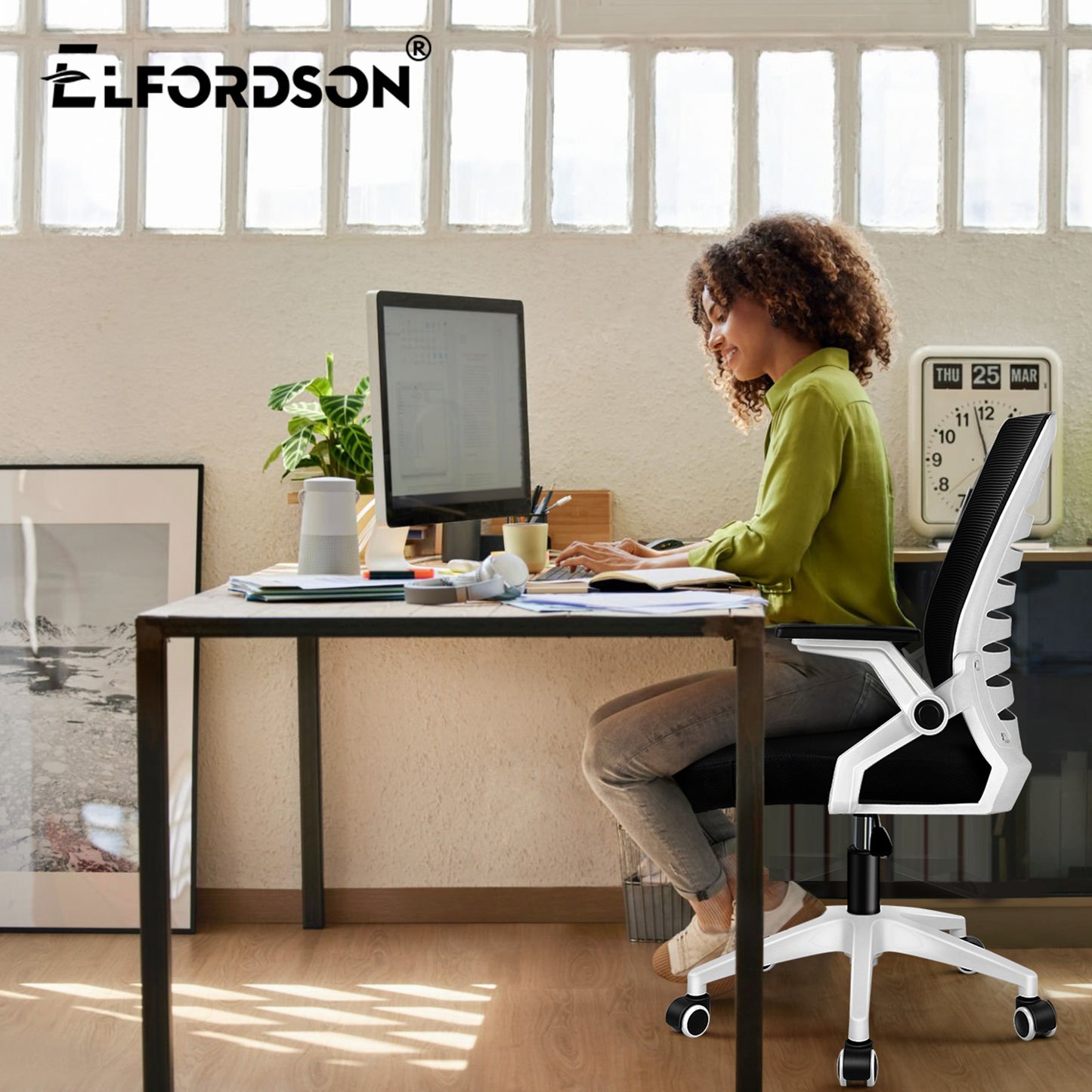 ELFORDSON Mesh Office Chair Executive Computer Seat Work Black and White