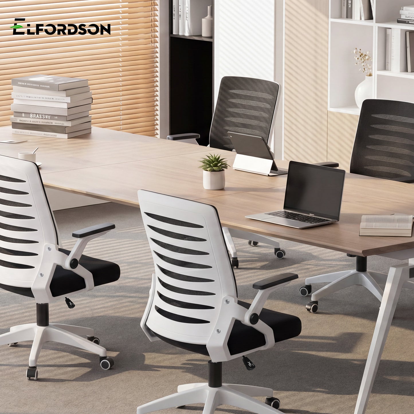 ELFORDSON Mesh Office Chair Executive Computer Seat Work Black and White