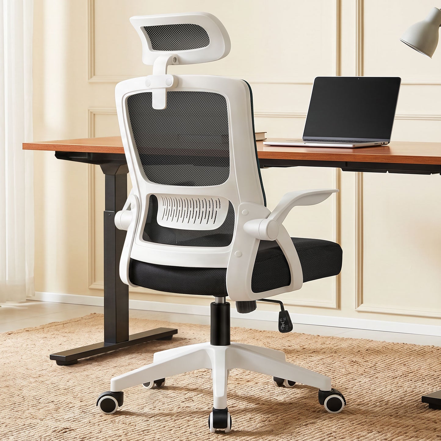 ELFORDSON Mesh Office Chair Executive Tilt Seat Racing Computer White and Black